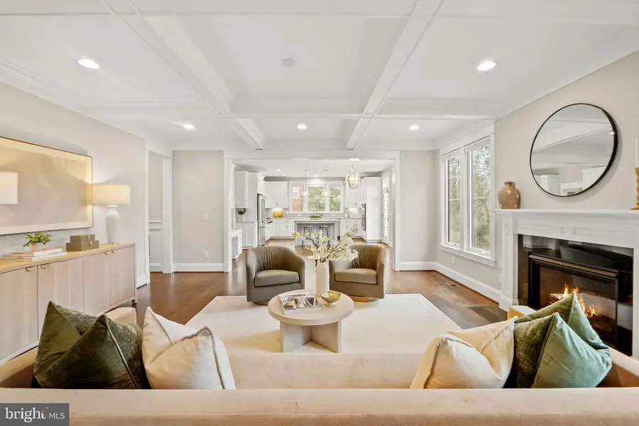 6712 Dean Dr, McLean, VA 22101 - Image #3