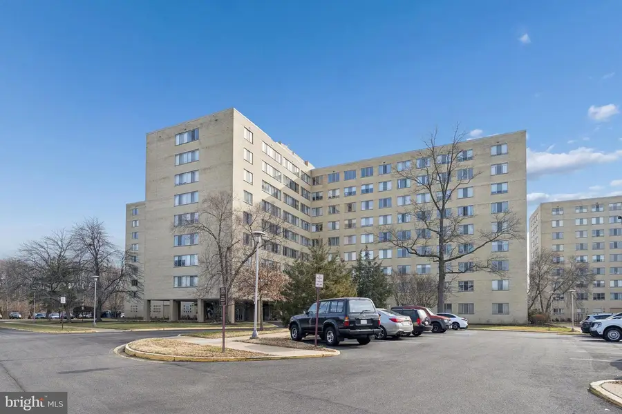 6621 Wakefield Dr #713, Alexandria, VA 22307 - Image #2