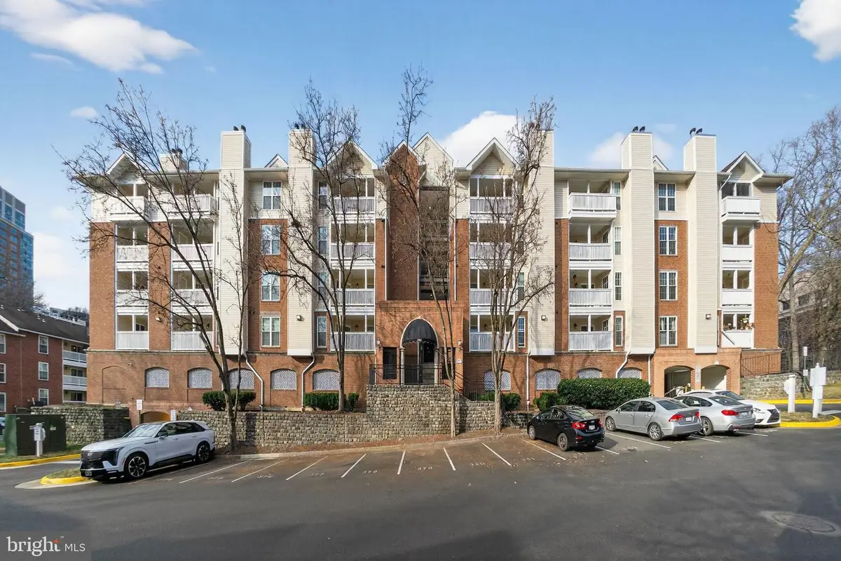 1504 Lincoln Way #100, McLean, VA 22102 - Image #1