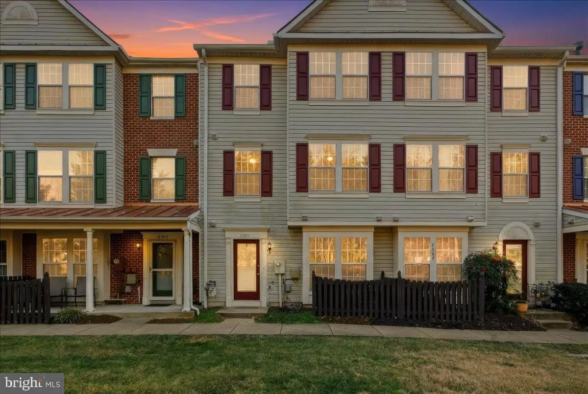 8307 Green Heron Way #11, Lorton, VA 22079 - Image #1