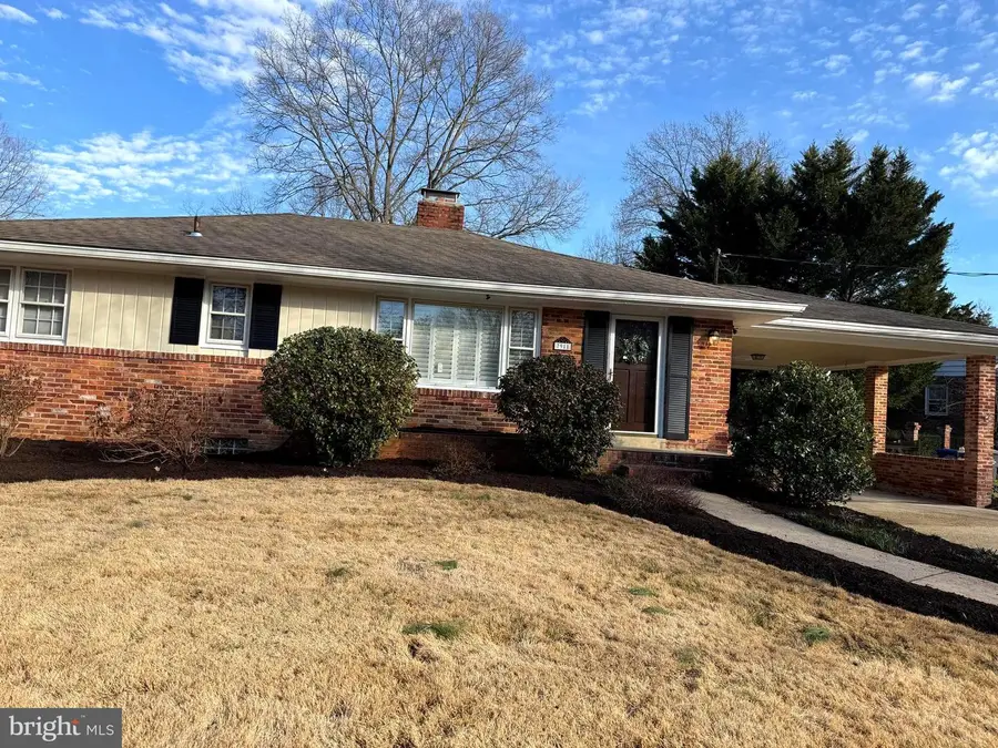 7911 Bainbridge Rd, Alexandria, VA 22308 - #3