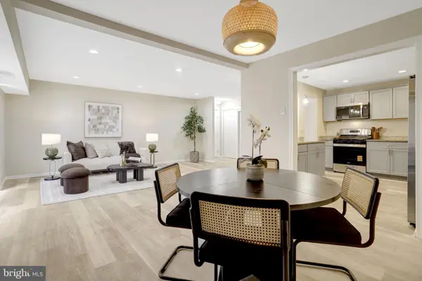 7800 Dassett Ct #204, ANNANDALE, VA 22003