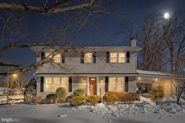 8612 Cottage St Sw, VIENNA, VA 22180