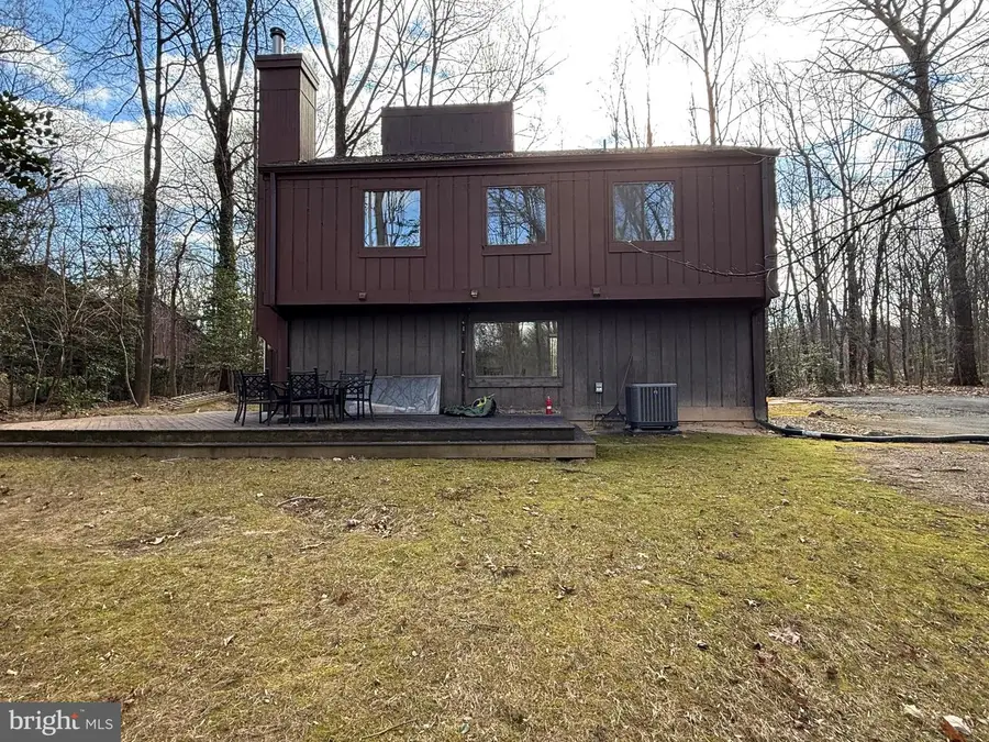 11704 Foxvale Ct, Oakton, VA 22124 - Image #2