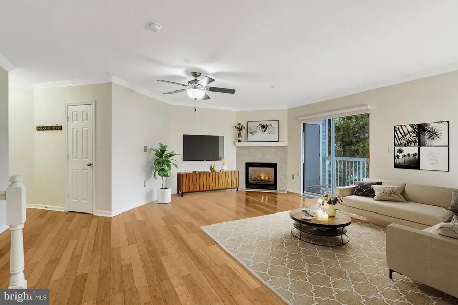 12851 Fair Briar Ln, Fairfax, VA 22033 - Image #2