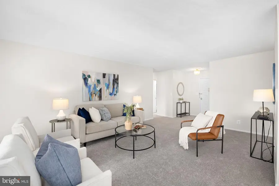 8380 Greensboro Dr #221, McLean, VA 22102 - Image #3