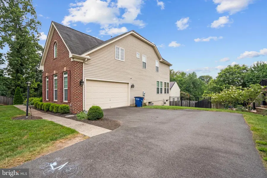 1191 Monroe St, Herndon, VA 20170 - Image #2