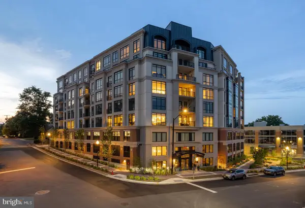 6718 Lowell Ave #604, MCLEAN, VA 22101