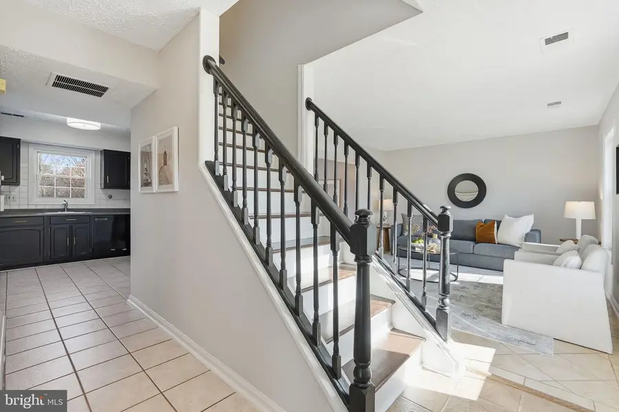 13201 Jasper Rd, Fairfax, VA 22033 - Image #3