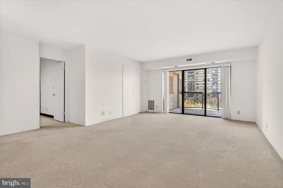 8380 Greensboro Dr #525, McLean, VA 22102 - #3