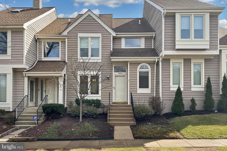 1081 Trevino Ln, Herndon, VA 20170 - Image #2