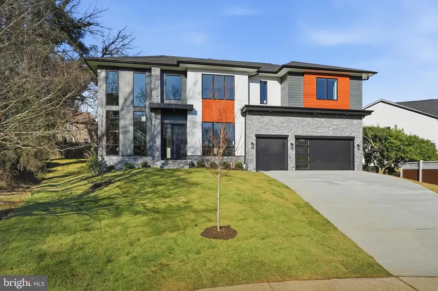 1715 Maxwell Ct, McLean, VA 22101 - Image #3