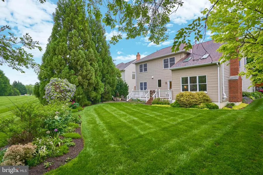 10812 Crippen Vale Ct, Reston, VA 20194 - Image #2