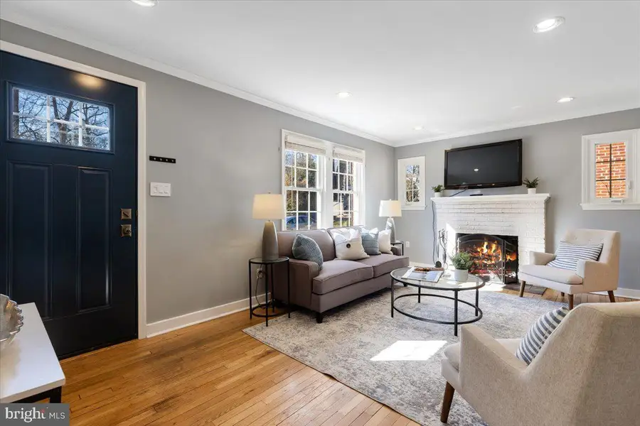 2845 Monroe St, Falls Church, VA 22042 - #3