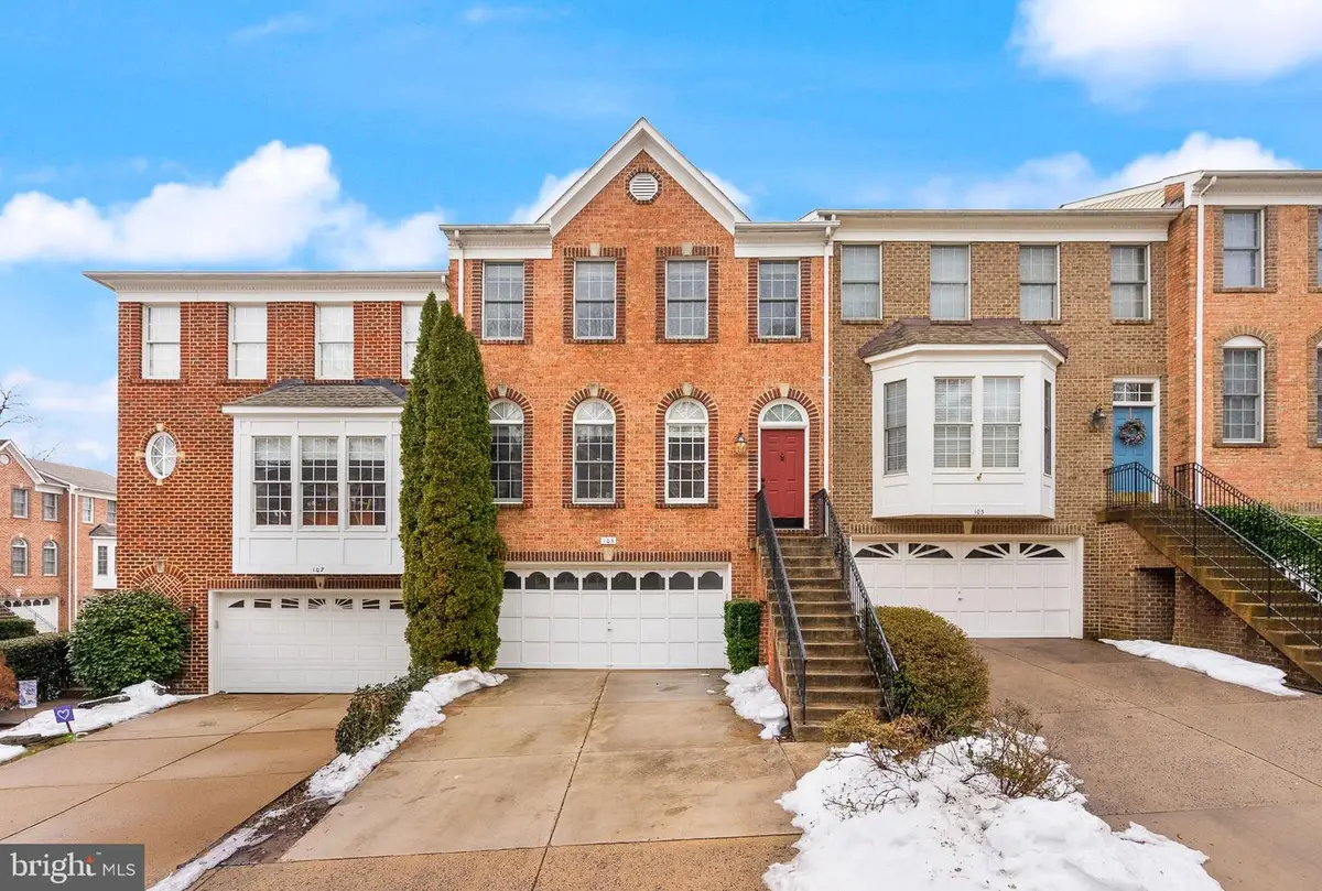 105 Shepherdson Ln Ne, Vienna, VA 22180 - #1