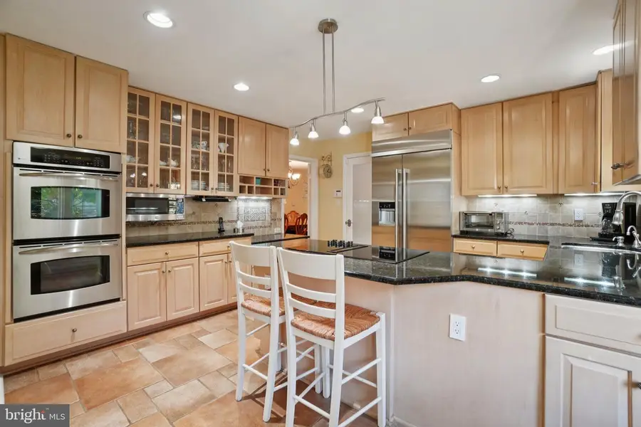 1507 Laurel Hill Rd, Vienna, VA 22182 - #3