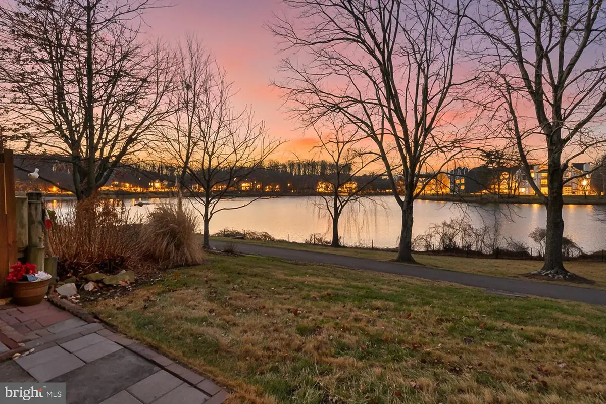 2938 Bridgehampton Ct, Falls Church, VA 22042 - Image #1