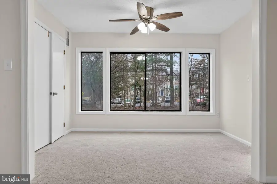 2273 Hunters Run Dr, Reston, VA 20191 - Image #3