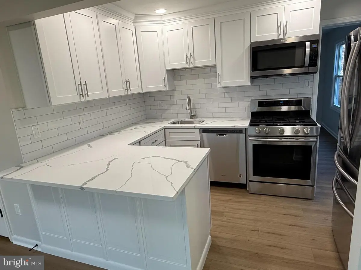 6214 Garretson St, Burke, VA 22015 - Image #1