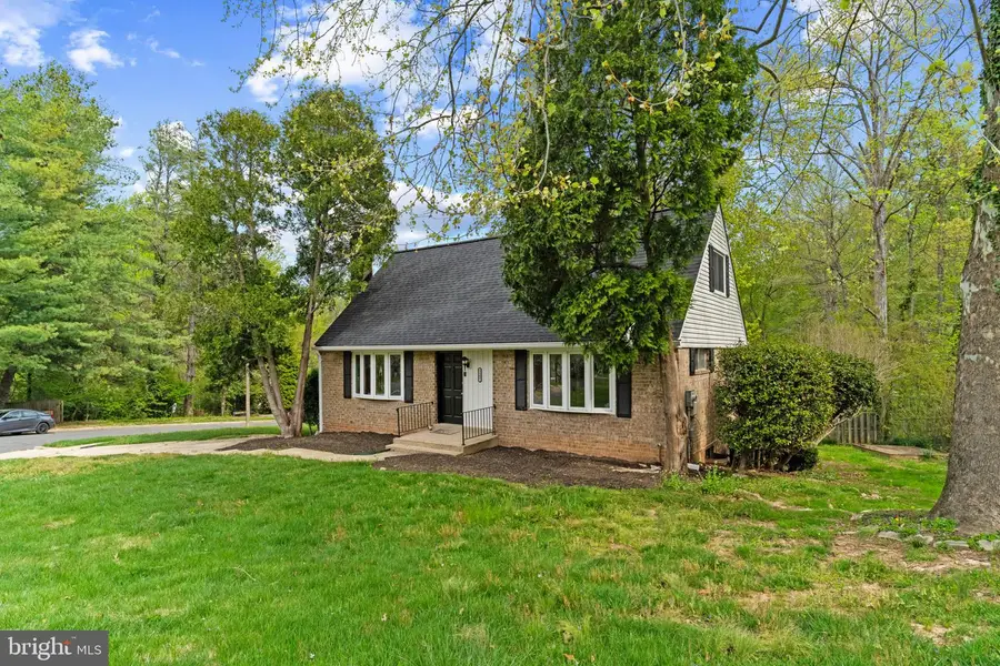 5105 Walport Ln, Fairfax, VA 22032 - #2