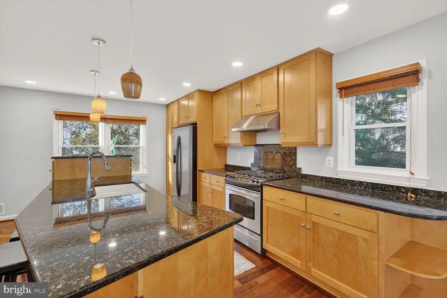 1711 Prelude Dr, Vienna, VA 22182 - Image #2