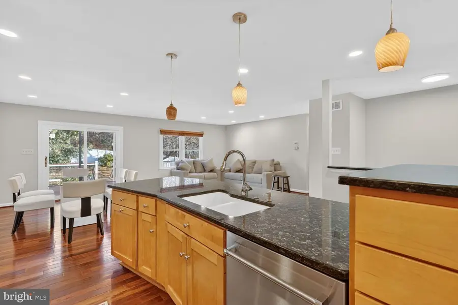 1711 Prelude Dr, Vienna, VA 22182 - Image #3