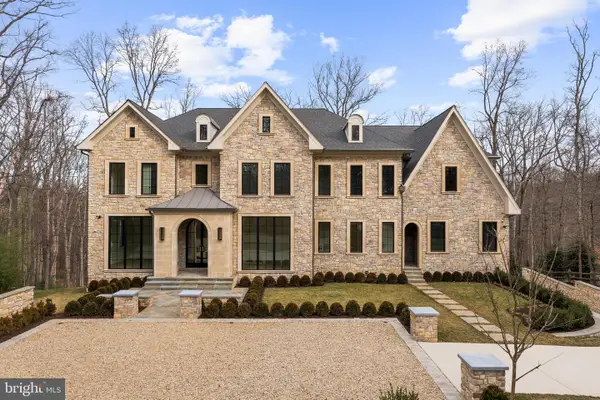 8634 Overlook Rd, MCLEAN, VA 22102