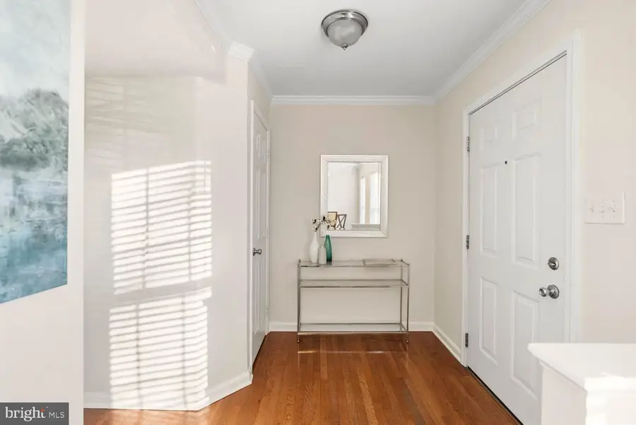 6102 Kendra Way, Centreville, VA 20121 - #3