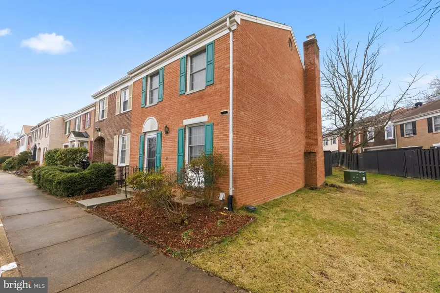 7233 Evanston Rd, Springfield, VA 22150 - #2