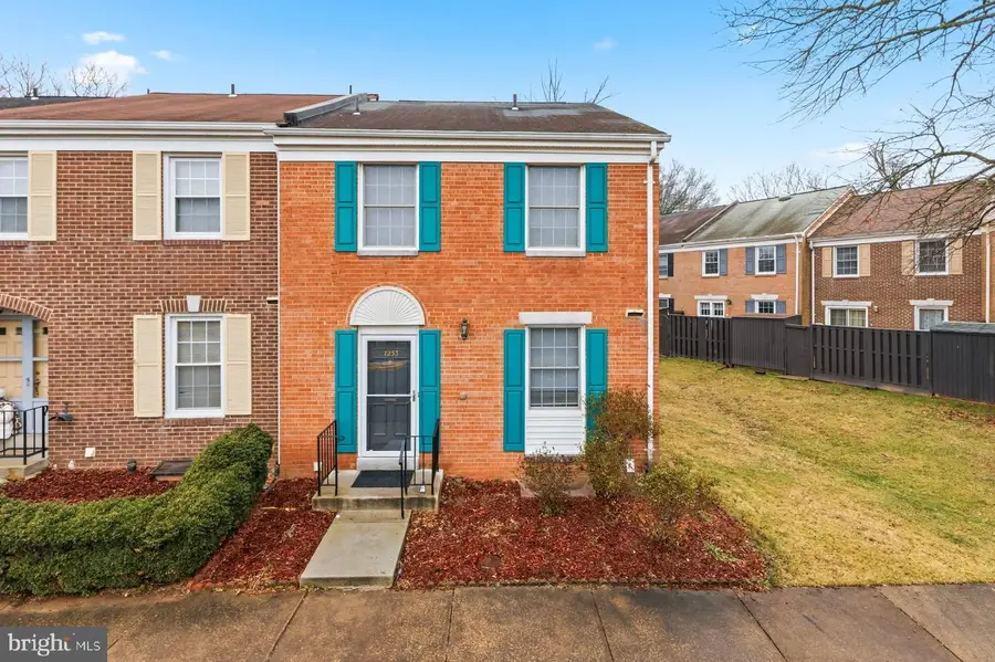 7233 Evanston Rd, Springfield, VA 22150 - #3