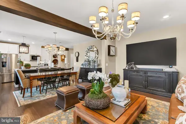 2960 Vaden Dr #2-103, FAIRFAX, VA 22031