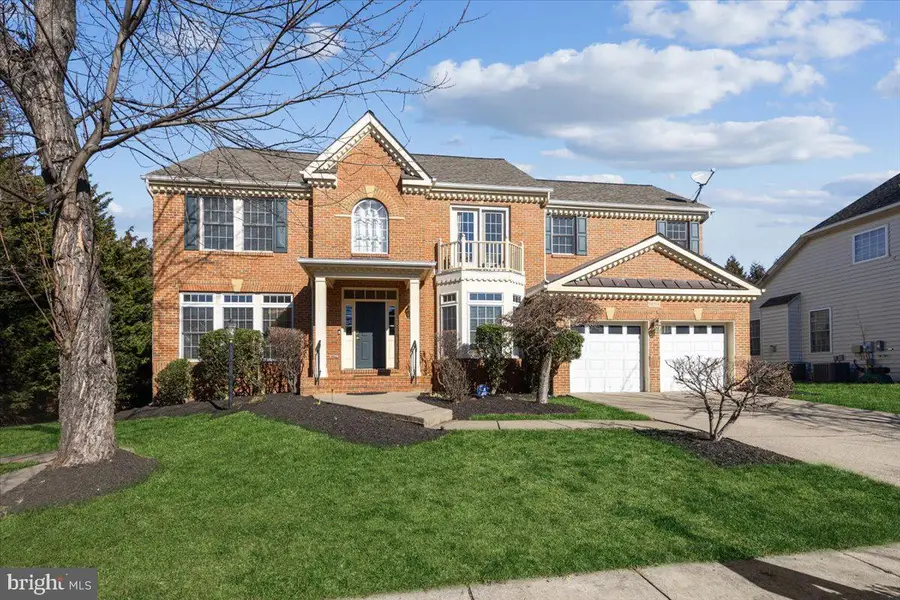 13714 Monet Ct, Chantilly, VA 20151 - Image #2