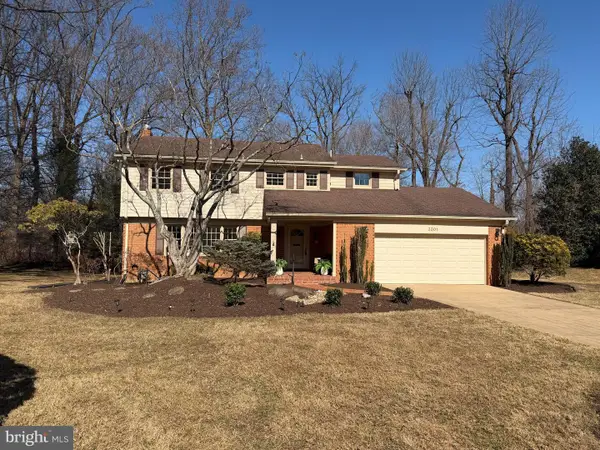 3301 Goldsboro Ct, FALLS CHURCH, VA 22042