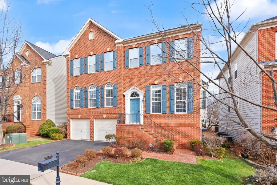7204 Gray Heights Ct, Alexandria, VA 22315 - Image #2
