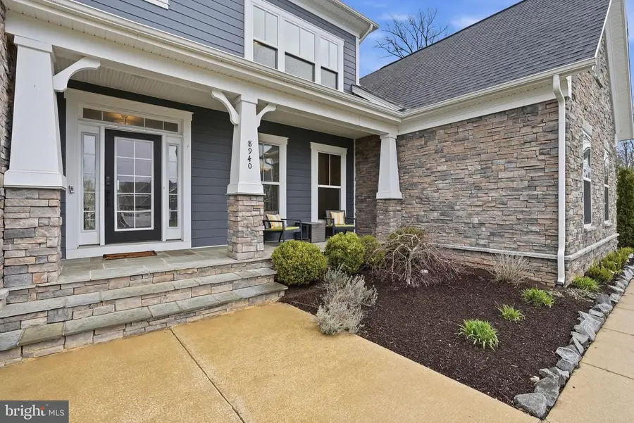 8940 Silvan Woods Ct, Fairfax, VA 22031 - #3