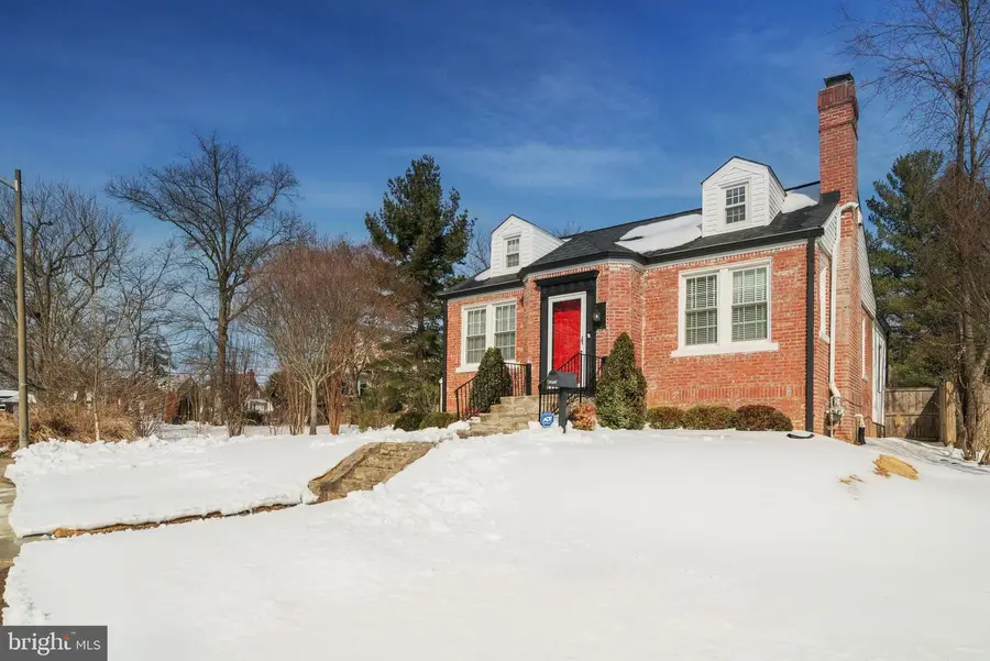 6070 Wooten Dr, Falls Church, VA 22044 - #2