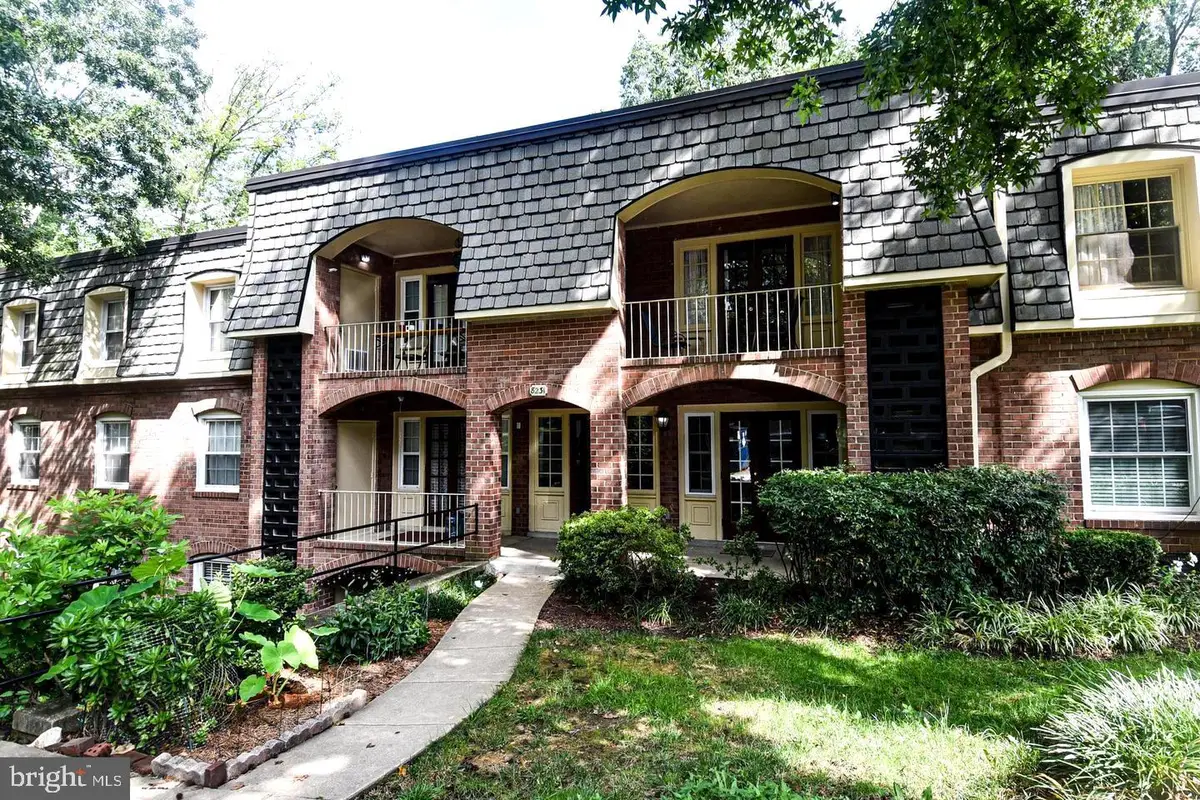 8231-k Kings Charter Ln #108, Springfield, VA 22152 - #1