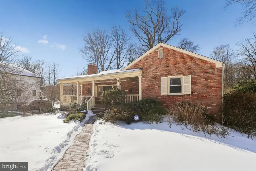 3180 Holmes Run Rd, Falls Church, VA 22042 - Image #3