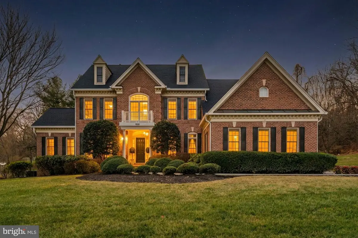 1424 Wynhurst Ln, Vienna, VA 22182 - #1