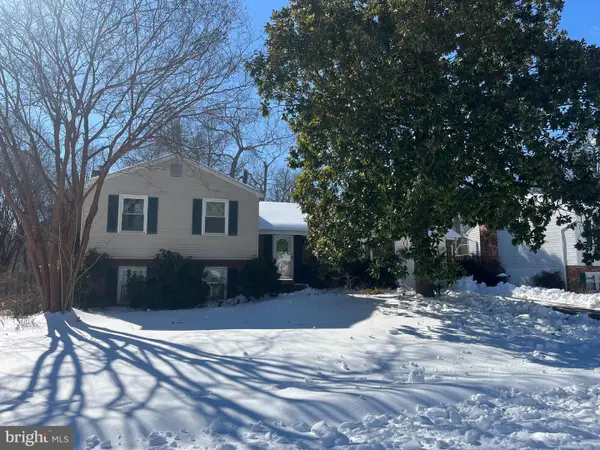 7611 Camp Alger Ave, FALLS CHURCH, VA 22042