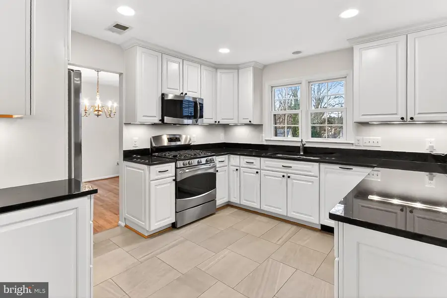 4213 Saint Jerome Dr, Annandale, VA 22003 - Image #3