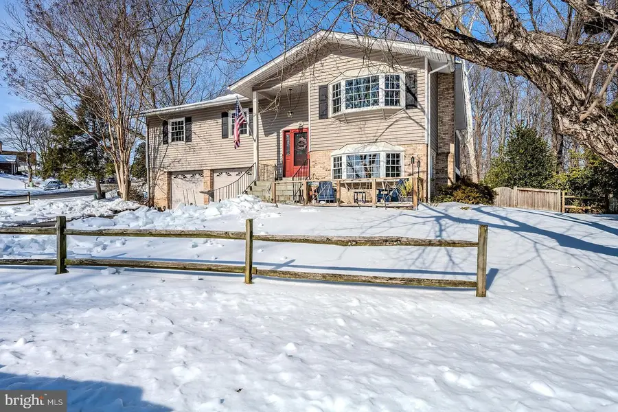 6112 Harmon Pl, Springfield, VA 22152 - #3