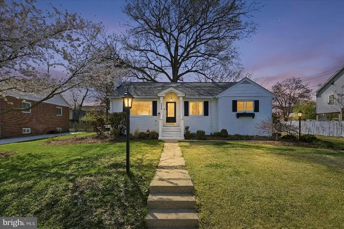 6020 Amherst Ave, Springfield, VA 22150 - #1