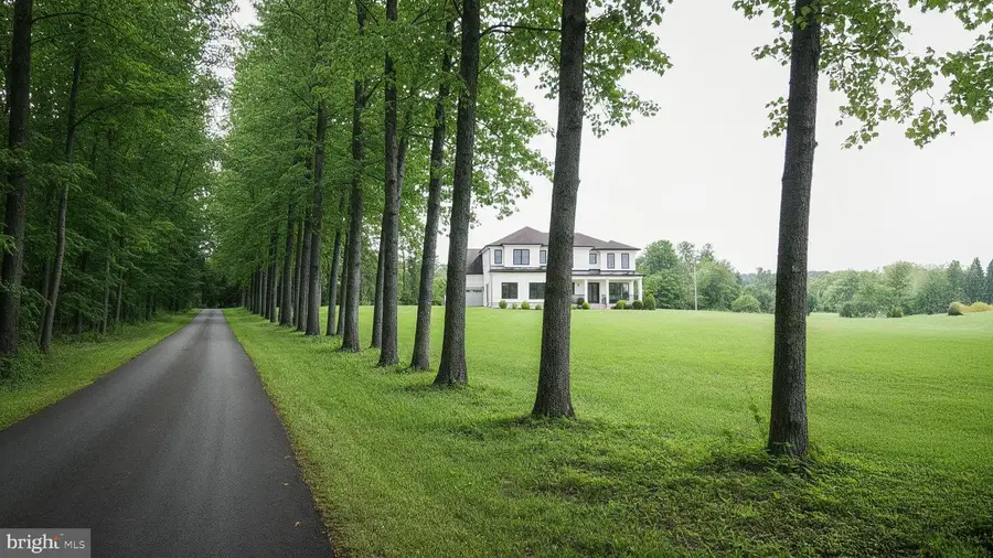 11518 Yates Ford Rd, Fairfax Station, VA 22039 - Image #3