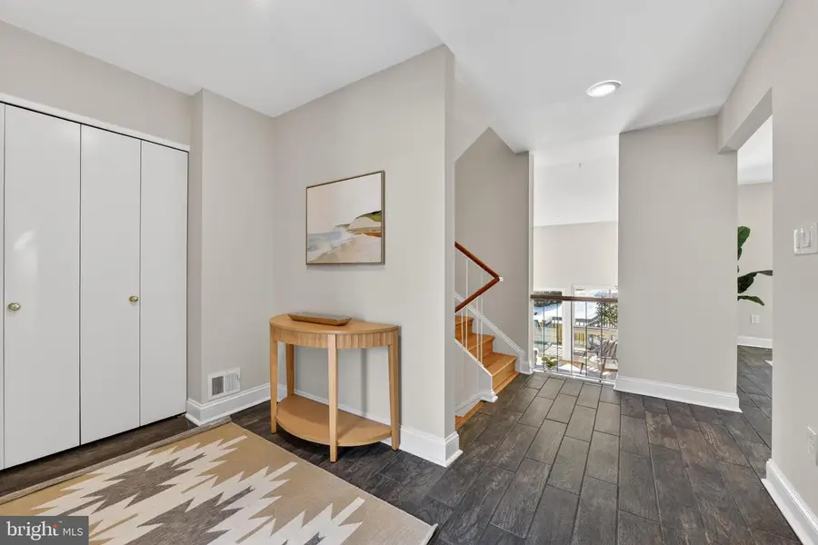 11560 Links Dr, Reston, VA 20190 - Image #3