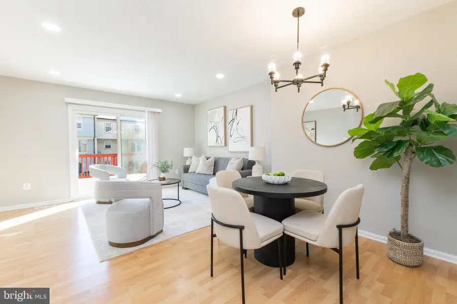 2777 Grovemore Ln, Vienna, VA 22180 - Image #3