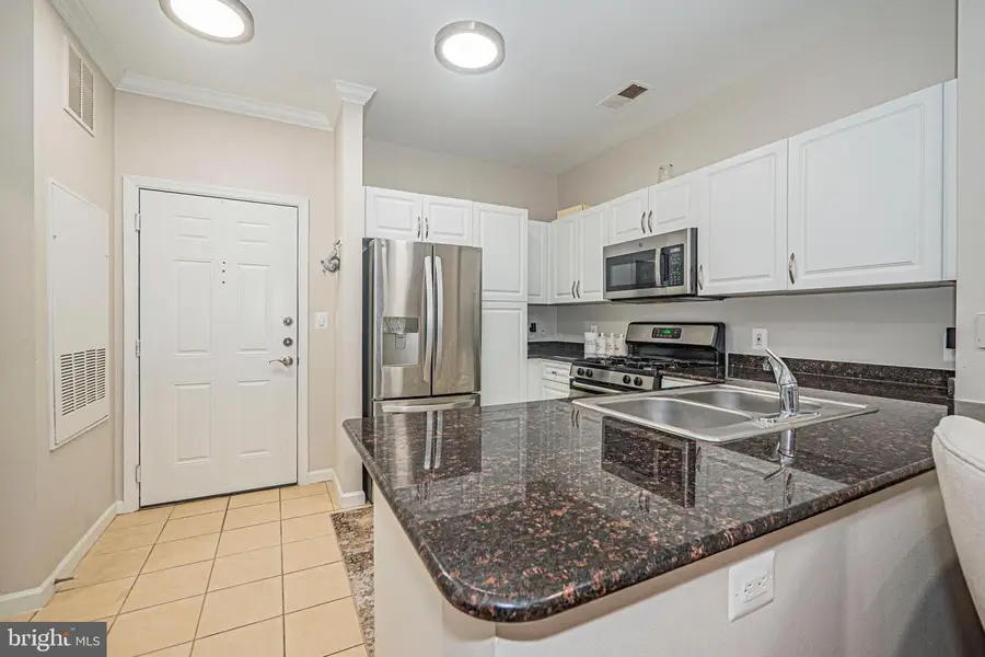 12957 Centre Park Cir #212, Herndon, VA 20171 - Image #3