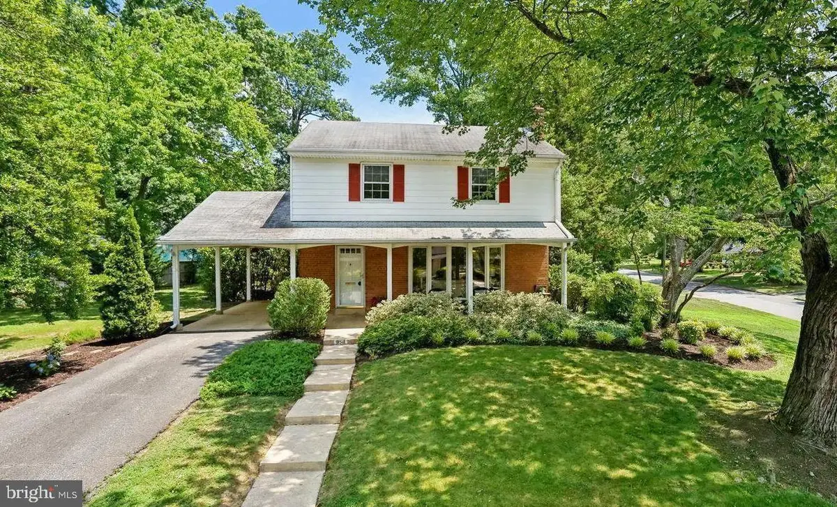 8511 Camden St, Alexandria, VA 22308 - #1