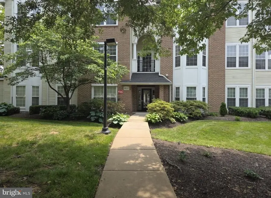 4132 Fountainside Ln #204, Fairfax, VA 22030 - #2