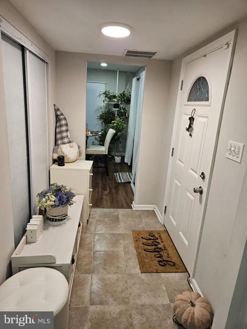 9790 Hagel Cir, Lorton, VA 22079 - Image #3